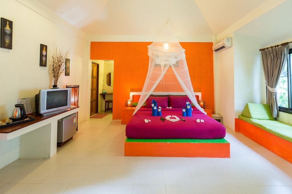 รีสอร์ท ดากานดาวิลล่าบีชรีสอร์ท ท้องศาลา
